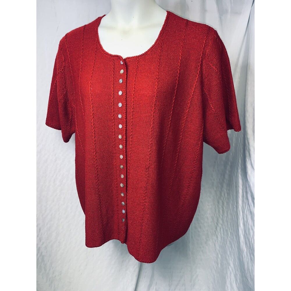 26/28 BUG Knit Top Red Scoop Neck S S MOP Button Front Best United Garment